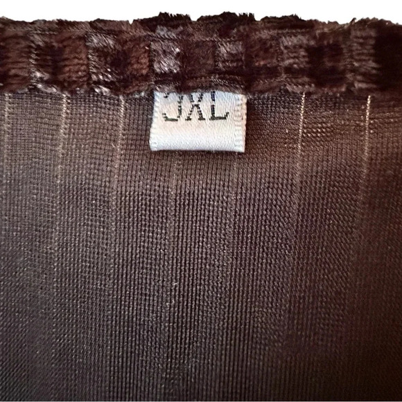 NWOT Women’s Plus Size Black Velour Split Front Wrap Dress - Picture 6 of 7